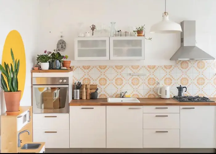 Family In The Centre - Free Parking Garage Apartament